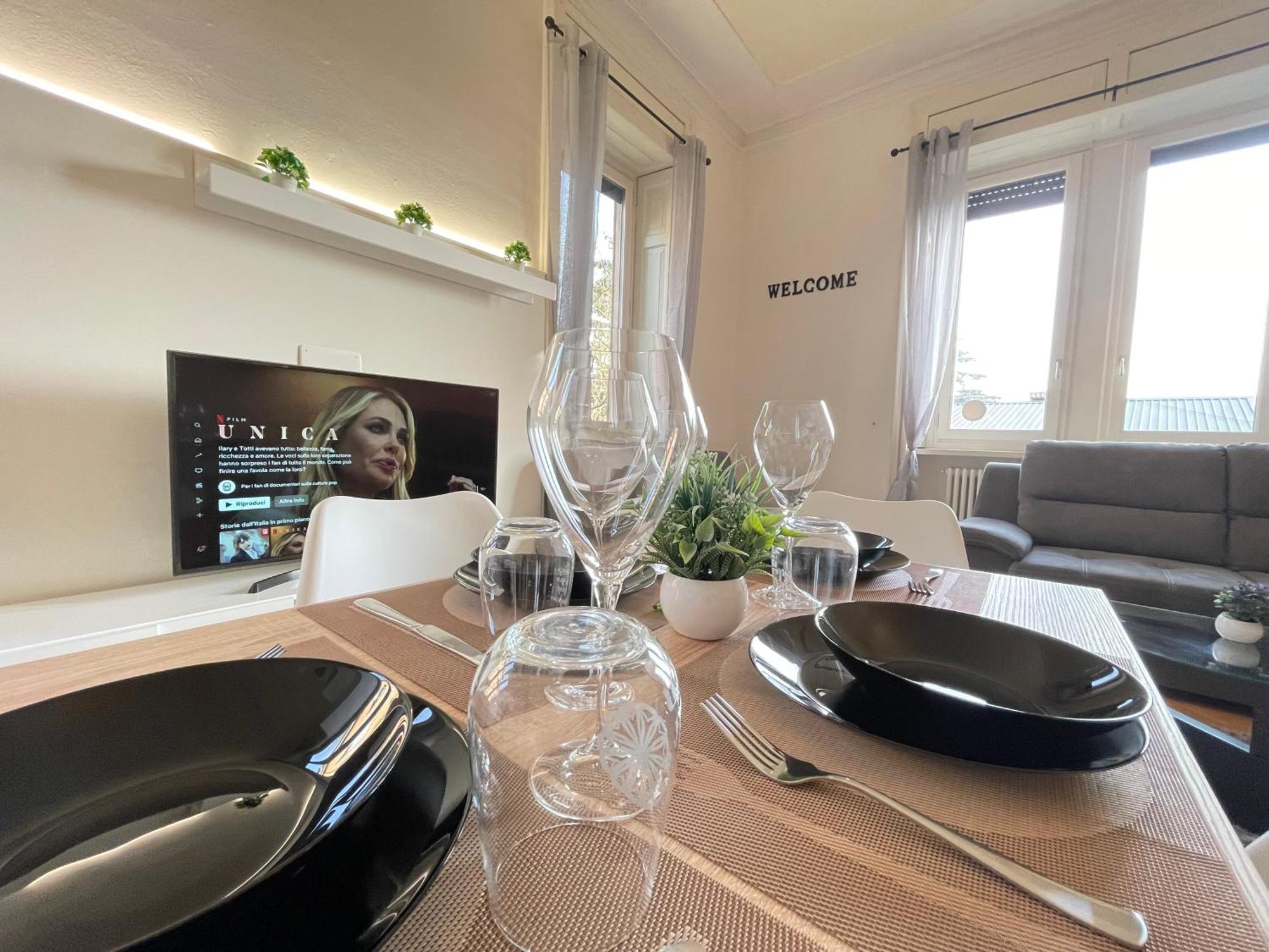 Bg Central Royal Suite Con Parcheggio - Vista Citta Alta Bergame Extérieur photo