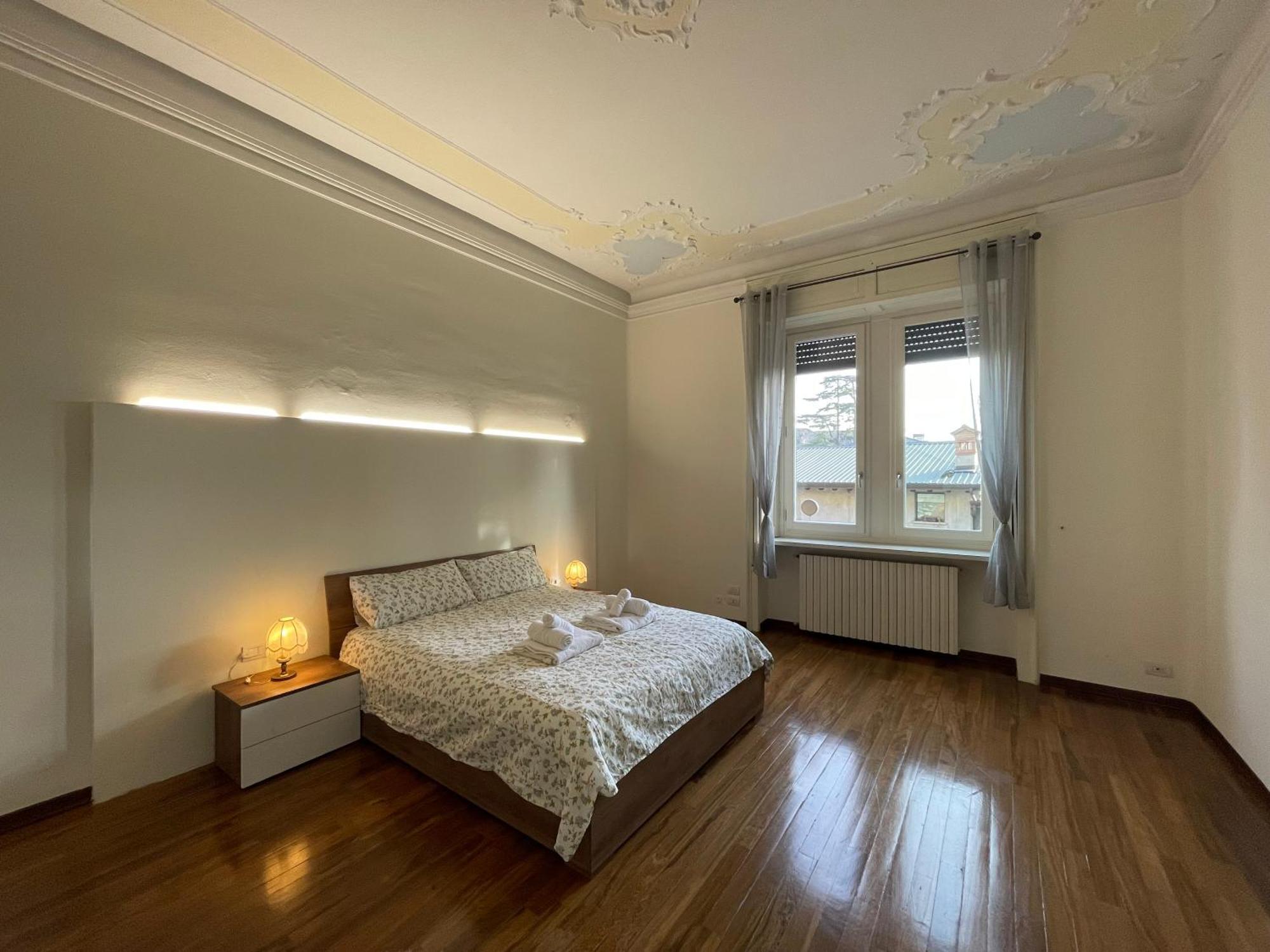 Bg Central Royal Suite Con Parcheggio - Vista Citta Alta Bergame Extérieur photo