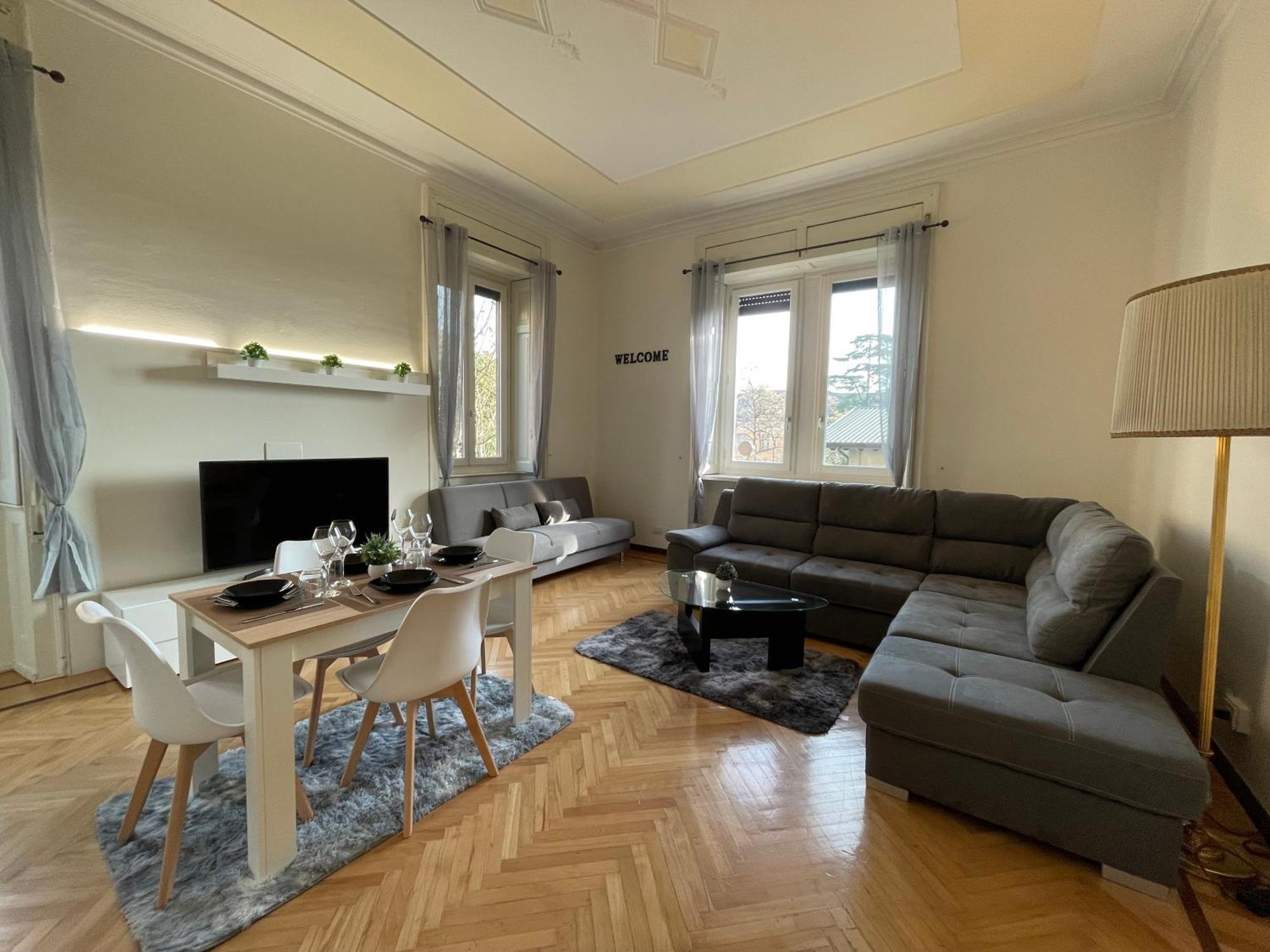 Bg Central Royal Suite Con Parcheggio - Vista Citta Alta Bergame Extérieur photo